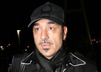 Βαρύ πένθος για τον Νότη Σφακιανάκη: Πέθανε η αδελφή του, έξι μήνες μετά τον θάνατο της συζύγου του