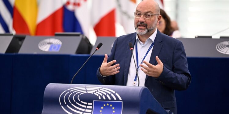 Σ. Αρναούτογλου προς Κομισιόν: Καταρρέουν οι δενδροκαλλιέργειες σε Πέλλα και Ημαθία – Η Κυβέρνηση παρακολουθεί χωρίς σχέδιο