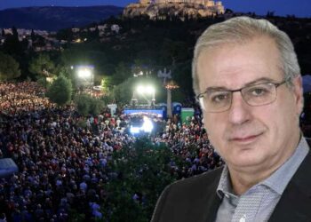 Δυναμικό παρών του Γιάννη Σηφάκη στην ιδρυτική εκδήλωση του νέου κόμματος Τσίπρα