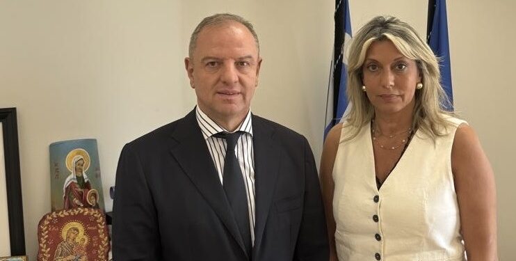 Συνάντηση Σταμενίτη με την Υφυπ. Τουρισμού για τη χρηματοδότηση παρεμβάσεων στο Χιονοδρομικό Κέντρο Βόρας – Καϊμάκτσαλαν