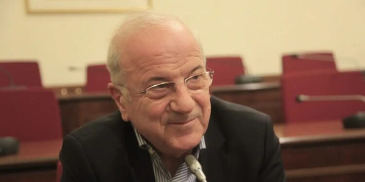 Πέθανε ο δημοσιογράφος Νάσος Αθανασίου σε ηλικία 75 χρόνων – Υπήρξε πρωτοπόρος της ελληνικής τηλεόρασης