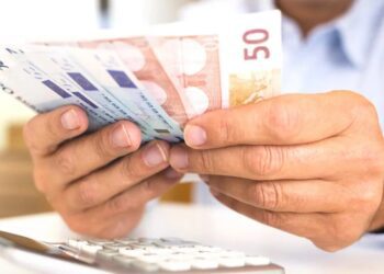 Έκτακτη ρύθμιση 72 δόσεων για ληξιπρόθεσμα χρέη προς το δημόσιο – Ποιοι και πώς εντάσσονται
