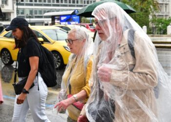 Κλέαρχος Μαρουσάκης: Πρώτα θα έρθουν καταιγίδες και χαλάζι και μετά θα «πιάσουν» 35άρια – Πότε αλλάζει ο καιρός