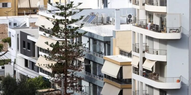 Νέο «Ανακαινίζω»: Επιδοτήσεις έως 36.000 ευρώ για αναβάθμιση 25.000 κατοικιών