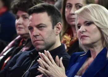 Σενάρια επιστροφής της Θεοδώρας Τζάκρη στο ΠΑΣΟΚ – Η απάντηση του Στέφανου Κασσελάκη