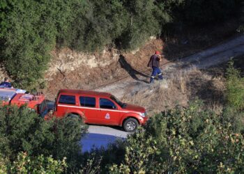 Αλμωπία: Περιπατητής τραυματίστηκε στο κεφάλι κατά τη διάρκεια πεζοπορίας – Επιχείρηση διάσωσης από την Πυροσβεστική
