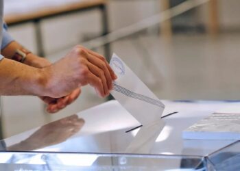 Opinion Poll για τη Θεσσαλονίκη: Σταθερά πρώτη η ΝΔ – Ακολουθούν Τσίπρας, Καρυστιανού, τέταρτο το ΠΑΣΟΚ