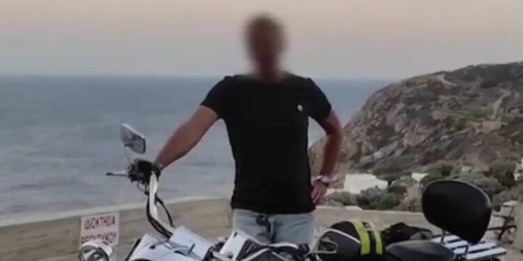 Αυτός είναι ο Ιταλός που σκότωσε τη σύντροφό του και τον γιο της – Μαχαίρωσε την 54χρονη, πυροβόλησε στον κρόταφο τον γιο της