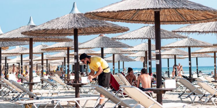Η γενιά Ζ γυρίζει την πλάτη στη σεζόν