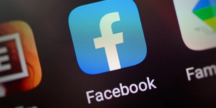 Πρόβλημα στη σύνδεση στο Facebook μέσω υπολογιστή – Τι βλέπουν οι χρήστες