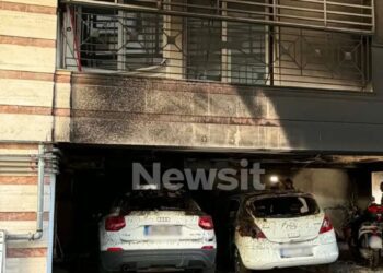 Εμπρηστικές επιθέσεις στη Θεσσαλονίκη: Στην Αντιτρομοκρατική οι έρευνες για τους εμπρησμούς στα σπίτια στελεχών της ΝΔ