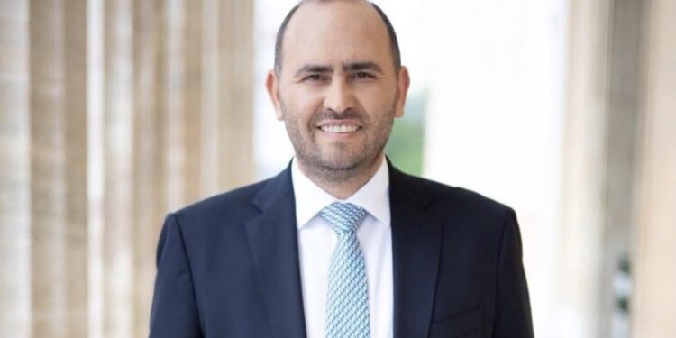 Λάκης Βασιλειάδης: «Με το κεφάλι ψηλά και το μέτωπο καθαρό»