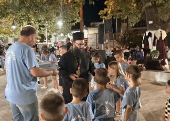 Χρύσα: «Πάμε πλατεία» και… έγινε το αδιαχώρητο στο πανηγύρι της Αγίας Παρασκευής