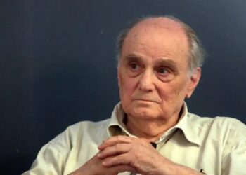 Πέθανε ο γνωστός συγγραφέας και φιλόσοφος Στέλιος Ράμφος, σε ηλικία 87 ετών