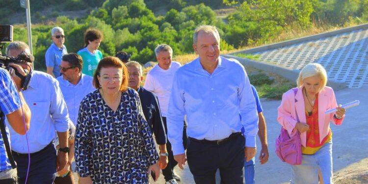 AridaiaNewsGR & PellaNowGR: Τα μοναδικά μέσα με ζωντανή μετάδοση από τα εγκαίνια του Κάστρου Μογλενών