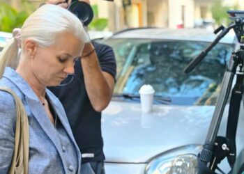 Θάνατος Μαζωνάκη: «Η γιατρός ζήτησε βαφή για μαλλιά και προσωπική βοηθό»