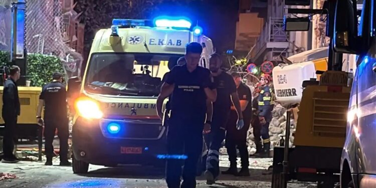 Έκρηξη στην Πλάκα: Γυναίκα ανασύρθηκε νεκρή από τα ερείπια του κτιρίου – Αγωνία για πέντε αγνοούμενους
