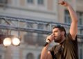 Δεκατρία χρόνια από τη εν ψυχρώ δολοφονία του Παύλου Φύσσα – Από το μαχαίρι του Ρουπακιά, στην ιστορική καταδίκη της Χρυσής Αυγής