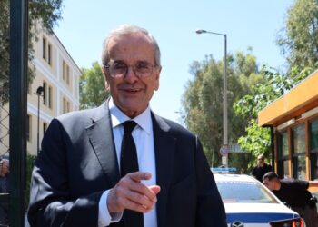 Μια ψυχολογική ερμηνεία για το κόμμα Σαμαρά: Η άρνηση του τέλους και η ναρκισσιστική ανατροφοδότηση