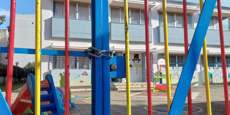 Σχολεία: Απεργία στις 30 Σεπτεμβρίου – Η ανακοίνωση της ΔΟΕ