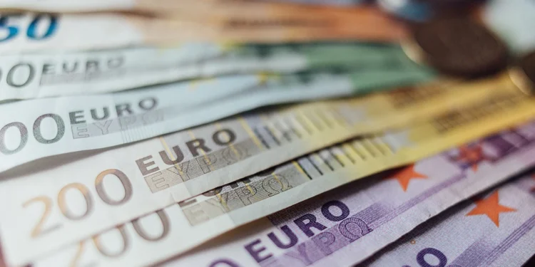 Έρχεται ειδικό επίδομα έως 600 ευρώ: Οι δικαιούχοι, τα κριτήρια και οι αιτήσεις