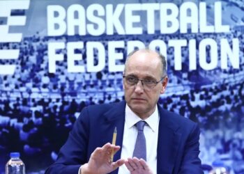 «Σεισμός» στο ελληνικό μπάσκετ, πέφτει η διοίκηση της ΕΟΚ μετά τη σύλληψη του Βαγγέλη Λιόλιου και άλλων 5 για στημένα παιχνίδια και δωροδοκία