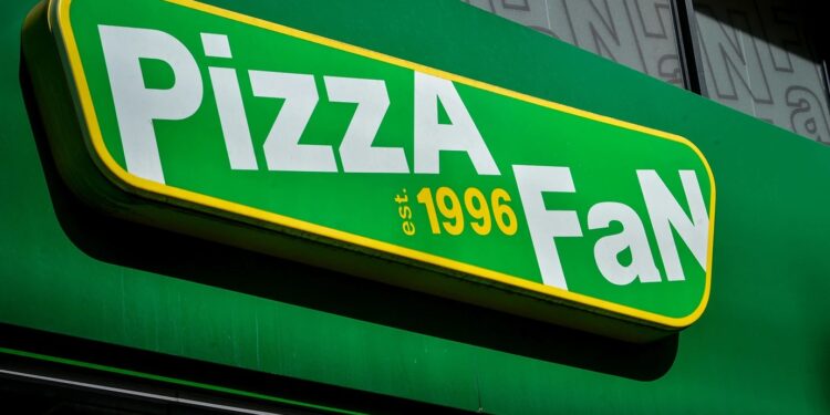 Κλειστά τα καταστήματα της Pizza Fan μετά την απάτη των 25 εκατ. ευρώ με τον ΦΠΑ