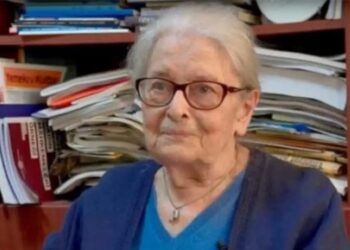 Ιωάννα Κουτσουράδη: Πέθανε στην Κωνσταντινούπολη η μεγάλη Ελληνίδα φιλόσοφος