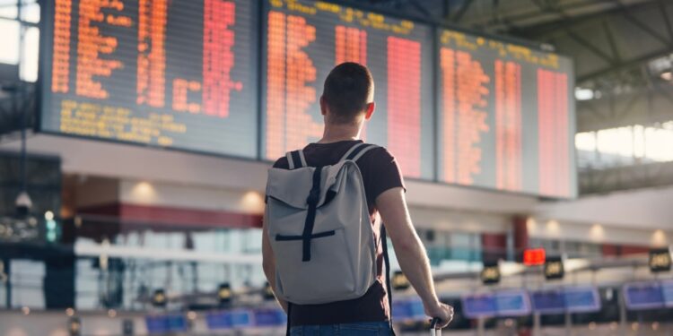 Πώς αλλάζουν τα αεροπορικά ταξίδια στην ΕΕ: Οι 25 μεγάλες αλλαγές και τα νέα δικαιώματα των επιβατών