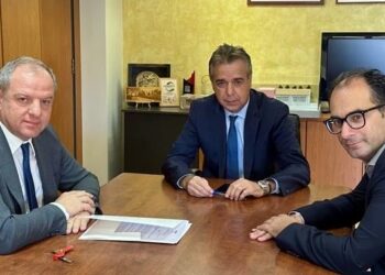 Συνάντηση του Δ. Σταμενίτη με τη Διοίκηση της ΚτΥπ για τα σχολικά κτίρια της Πέλλας