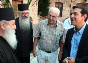 Ο Τσίπρας ξανά στο Άγιο Όρος μετά από 12 χρόνια – Τότε ως αρχηγός της αντιπολίτευσης, τώρα ως πρόεδρος της ΕΛΑΣ