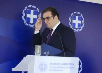 Ρήτρα διαφυγής για την ενέργεια αποκλειστικά για την Ελλάδα ενέκρινε η Κομισιόν
